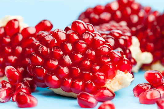 Discover the Miracle of Pomegranate: The Key Ingredient for Radiant, Youthful Skin!